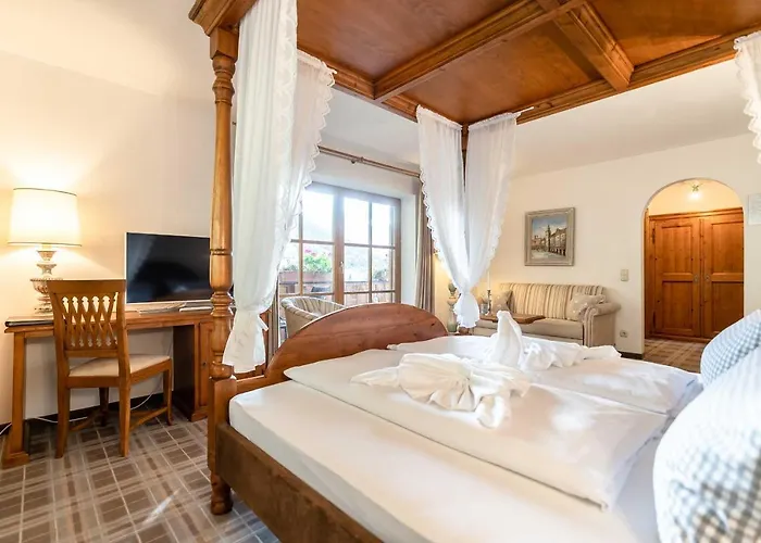 Blaue Gams ***s Hotel