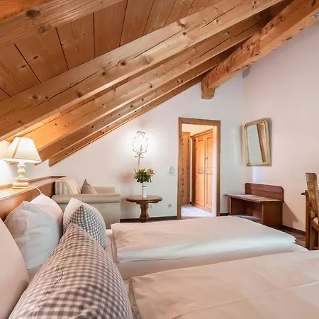 Blaue Gams ***s Hotel 3*
