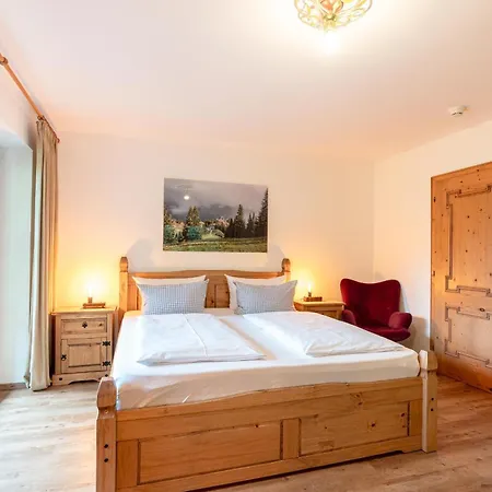 Blaue Gams ***s Hotel 3*
